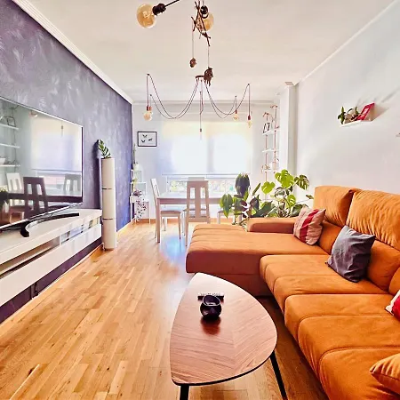 Housingleon- Casa Oliva Con Garaje Apartment Exterior photo